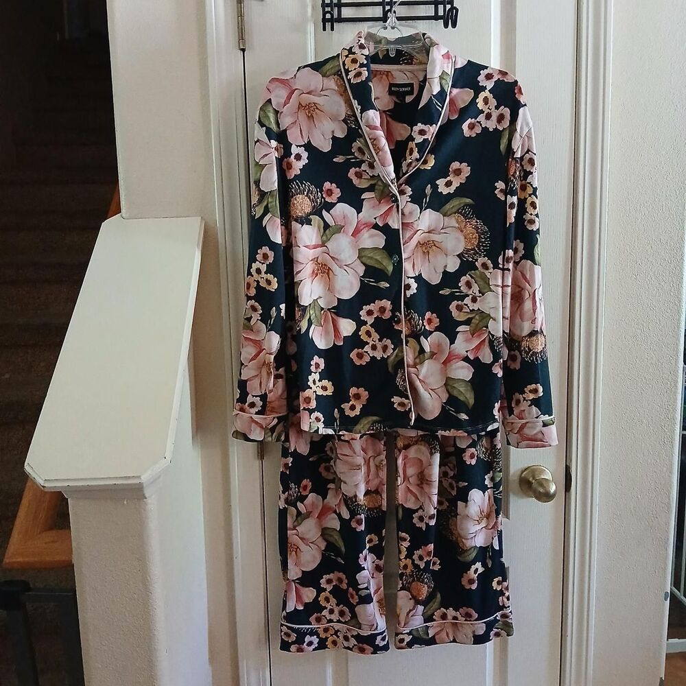 Room Service Black Floral Print 2-Piece Pajama Set Long Sleeve Top Pants L Cozy